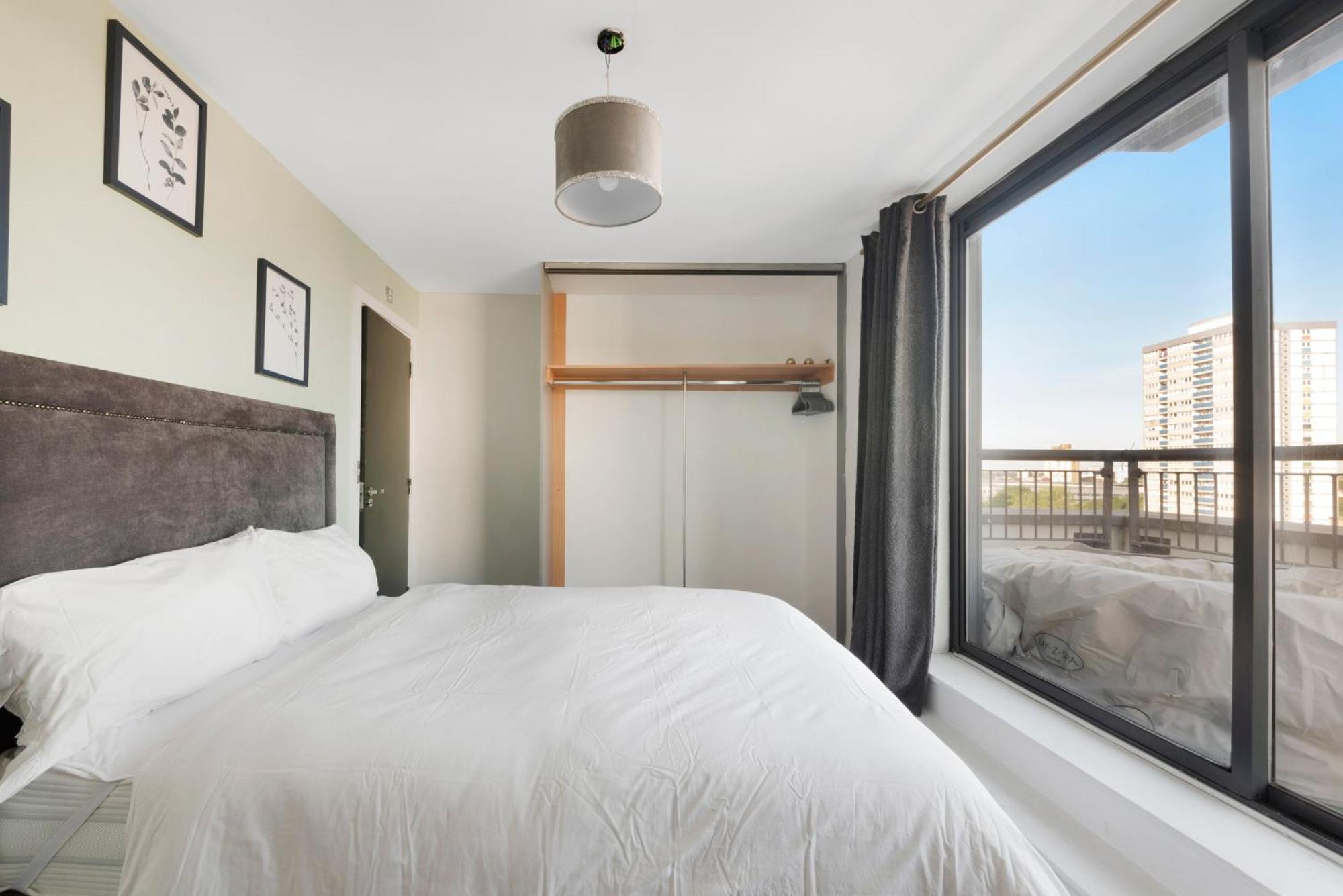 Penthouse W/ Hot Tub Near Stratford, Westfield Apartment London Exterior photo